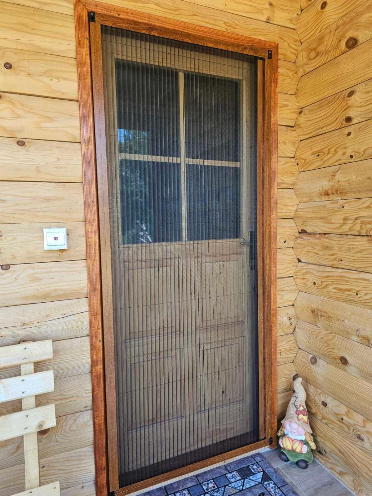 מויקובאץ Konaci Oceva Zemlja Bungalovi Konaci Oceva Zemlja Vikendica מראה חיצוני תמונה
